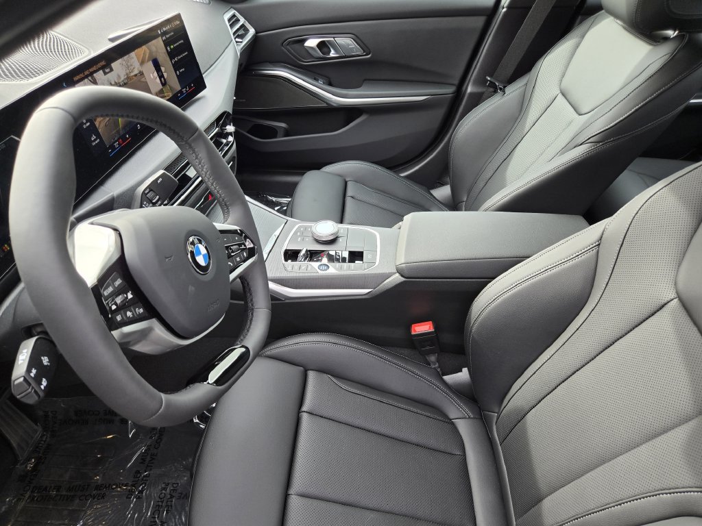 Certified 2026 BMW 330i xDrive Sedan w/ Convenience Package AWD/4WD image 14