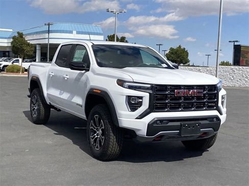 New 2025 GMC Canyon AT4 image 3