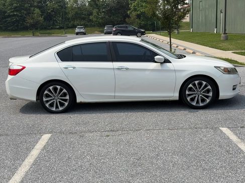 Used 2014 Honda Accord Sport image 8