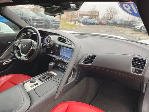 Used 2019 Chevrolet Corvette Stingray Convertible w/ 1LT image 27