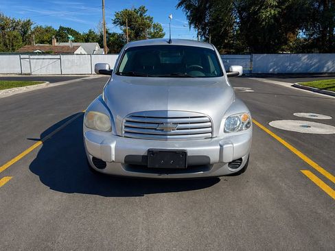 Used 2011 Chevrolet HHR LT FWD image 9
