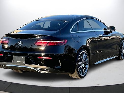 Used 2022 Mercedes-Benz E 450 Coupe image 8