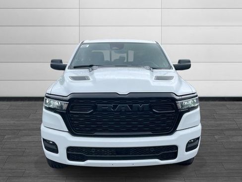 New 2026 RAM 1500 Express AWD/4WD image 8