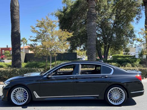 Used 2018 BMW ALPINA B7 xDrive image 21