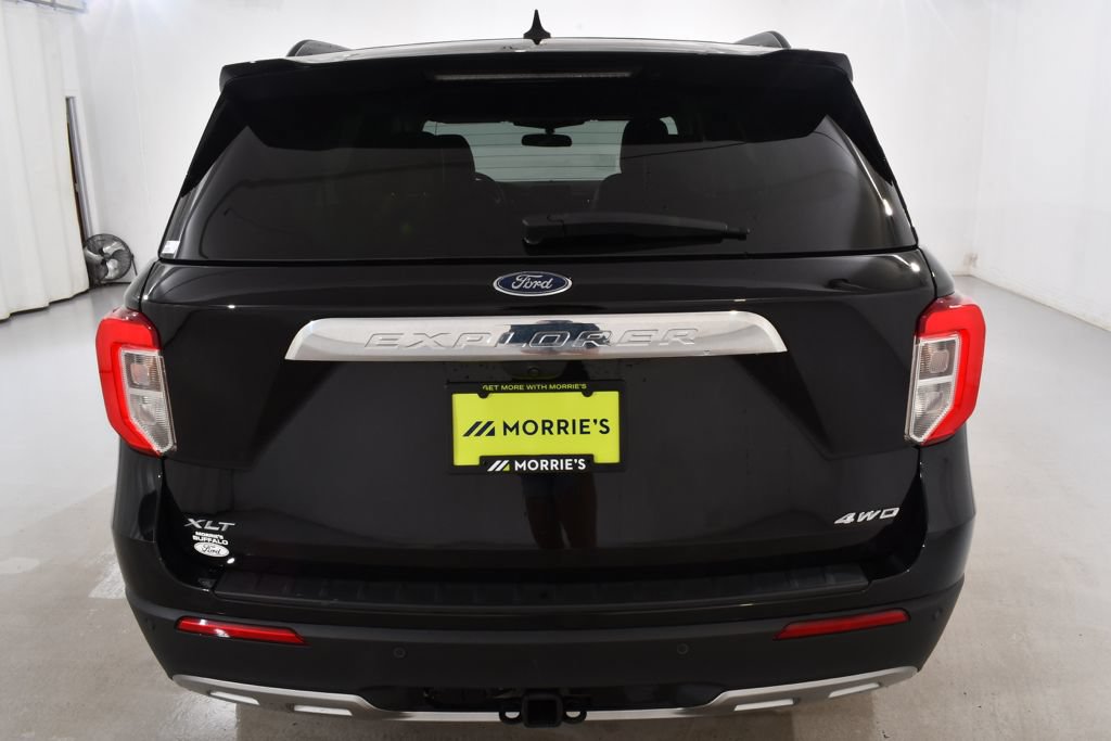 Used 2024 Ford Explorer XLT w/ Equipment Group 202A AWD/4WD image 13