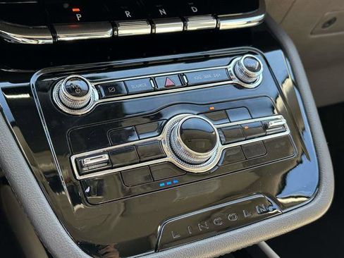 Used 2022 Lincoln Corsair AWD w/ Equipment Group 101A image 20