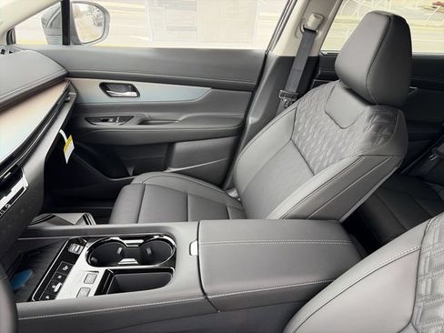 New 2026 Nissan Murano Platinum w/ Cargo Package AWD/4WD image 19