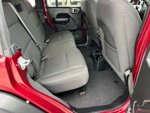 Certified 2021 Jeep Wrangler Unlimited Willys image 9