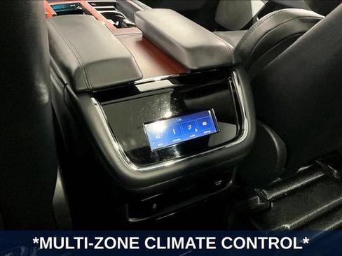 Used 2022 Lincoln Navigator L Reserve w/ Equipment Group 201A AWD/4WD image 13