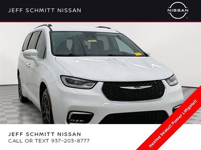 Used 2022 Chrysler Pacifica Touring-L