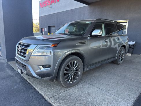 Used 2024 Nissan Armada Platinum w/ Captain's Chairs Package AWD/4WD image 1