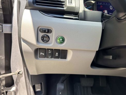 Used 2021 Honda Pilot Touring image 34