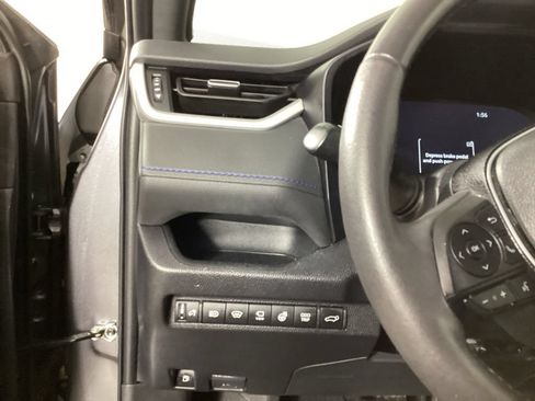 Used 2023 Toyota RAV4 XSE AWD/4WD image 12