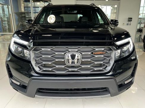 Used 2022 Honda Passport TrailSport image 3