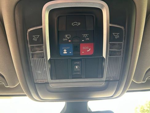 Used 2023 RAM 2500 Laramie AWD/4WD image 58