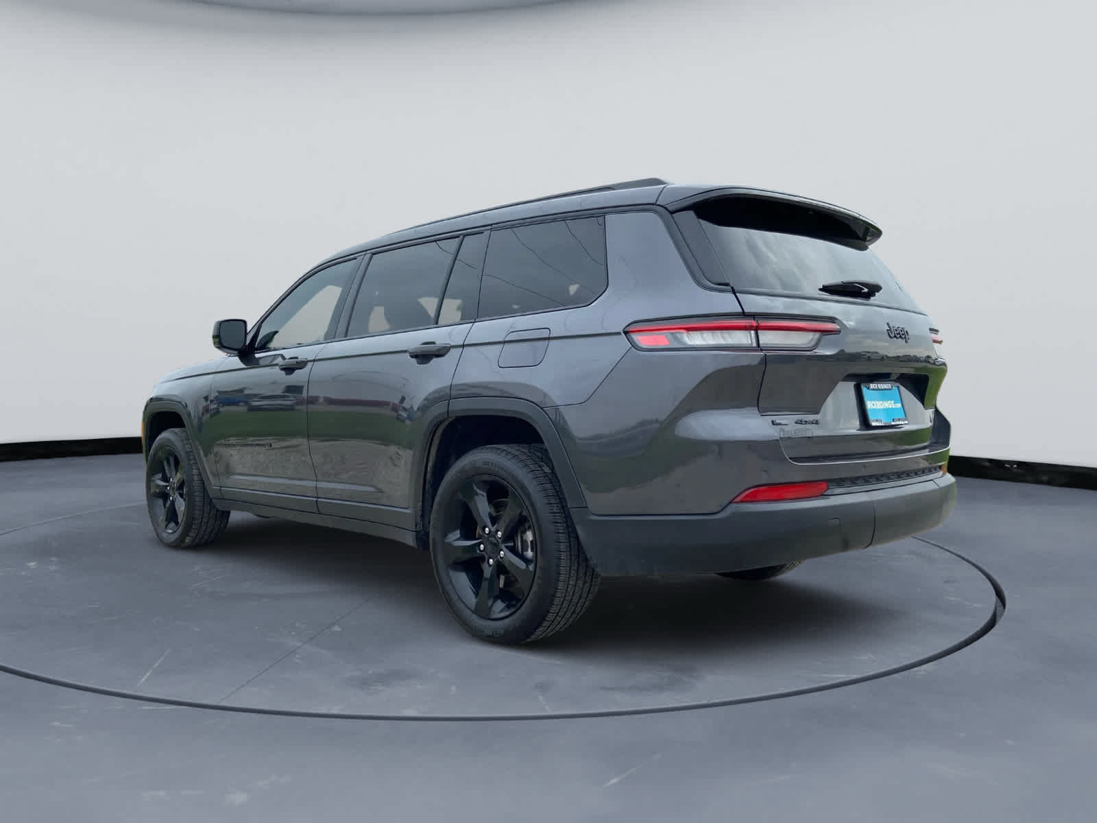 Used 2023 Jeep Grand Cherokee L Laredo AWD/4WD image 11