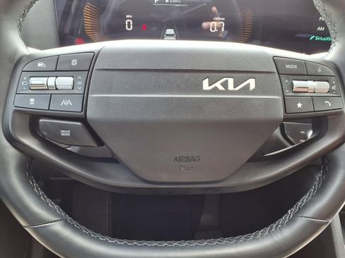 Used 2026 Kia Sportage EX w/ EX Panorama Roof Package image 18