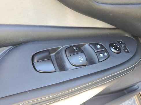 Certified 2022 Nissan Murano SV image 26