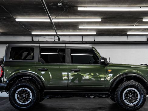 Used 2022 Ford Bronco Badlands AWD/4WD image 6