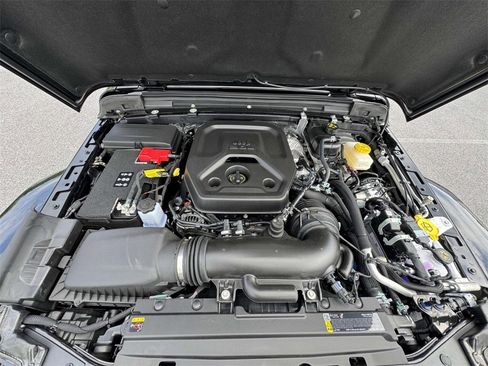 New 2025 Jeep Wrangler Sahara w/ Technology Group image 12