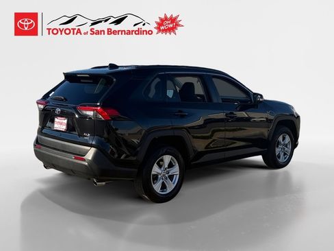 Certified 2021 Toyota RAV4 XLE image 5