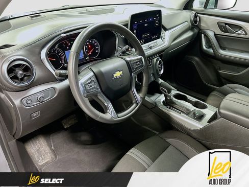 Used 2024 Chevrolet Blazer LT image 9