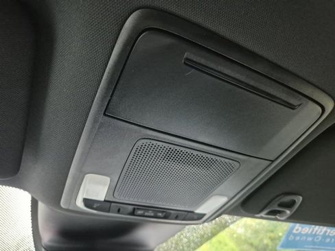 Certified 2025 Honda Pilot Sport image 31