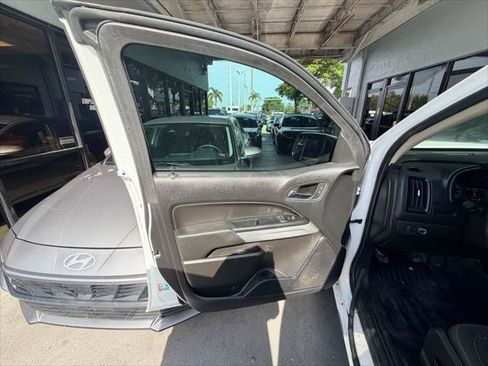 Used 2022 Chevrolet Colorado LT w/ Fleet Safety Package RWD image 22
