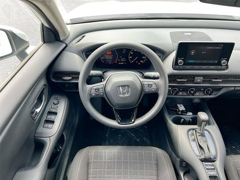 New 2025 Honda HR-V LX image 22