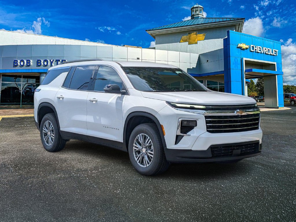 New 2027 Chevrolet Traverse LT FWD image 8