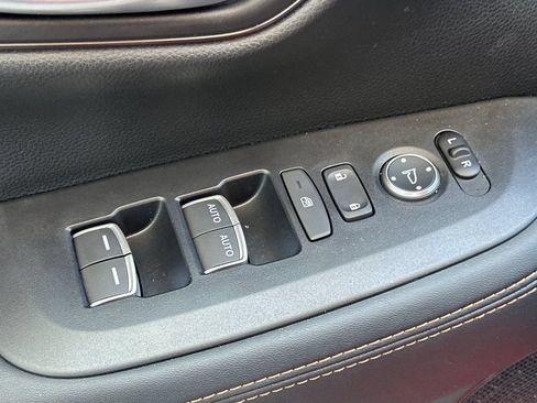 Used 2026 Honda HR-V Sport image 12