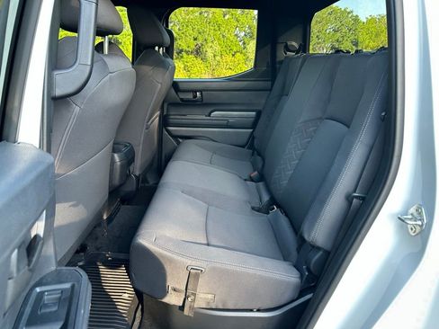 Used 2026 Toyota Tacoma SR5 AWD/4WD image 12