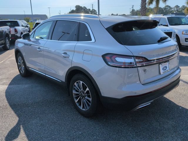 Used 2022 Lincoln Nautilus FWD w/ Premium Package image 6