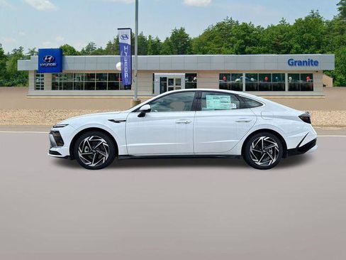 New 2026 Hyundai Sonata SEL AWD/4WD image 8