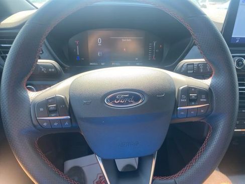 Used 2024 Ford Escape ST-Line image 21