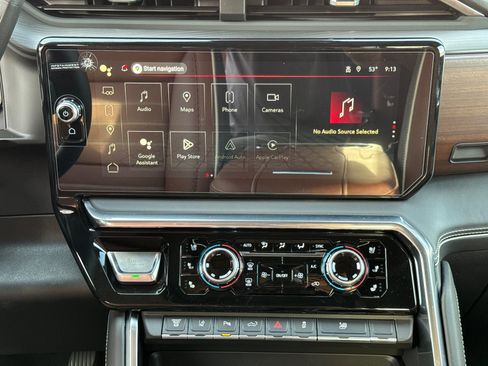 New 2026 GMC Sierra 3500 Denali Ultimate w/ LPO, Black Badging Package image 24