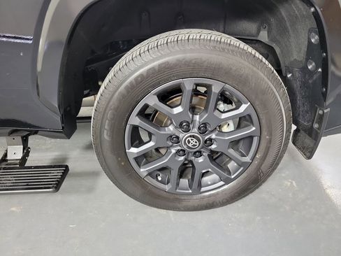 Certified 2026 Toyota Sequoia Platinum AWD/4WD image 30