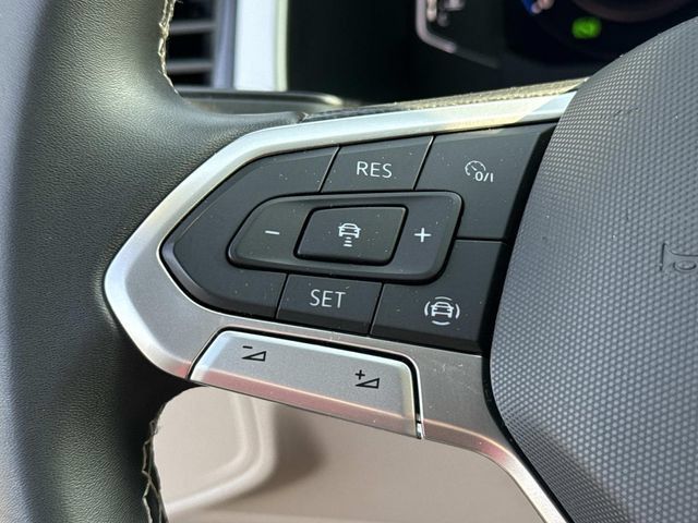 Used 2023 Volkswagen Atlas SE w/ Panoramic Sunroof Package AWD/4WD image 21