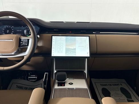 New 2026 Land Rover Range Rover SE image 24