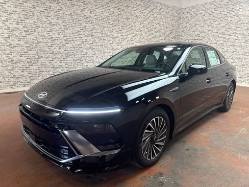 New 2026 Hyundai Sonata SEL FWD image 3