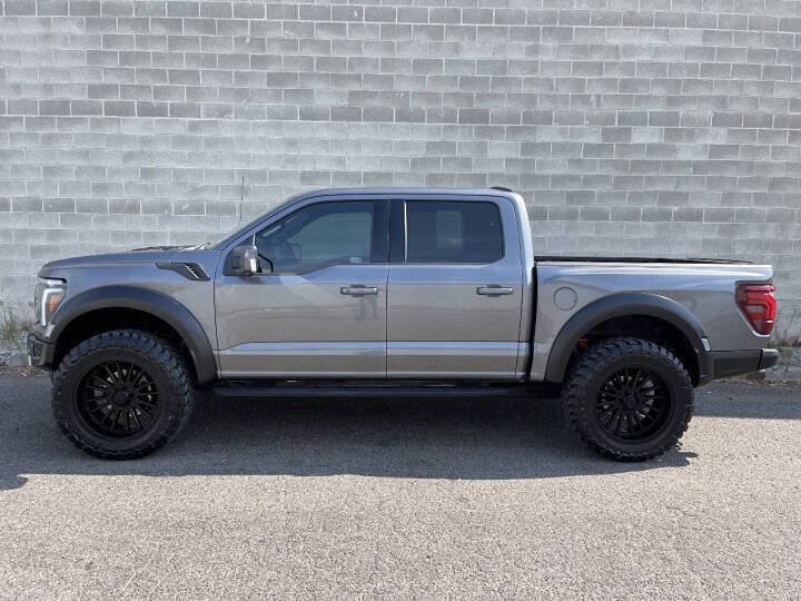 Used 2025 Ford F150 Raptor AWD/4WD image 7