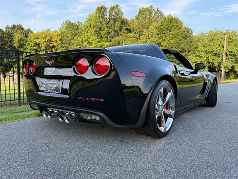 Used 2013 Chevrolet Corvette Grand Sport w/ 2LT Preferred Equipment Group RWD image 42