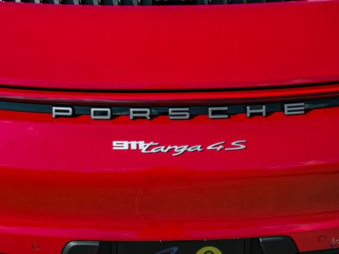 Used 2023 Porsche 911 Targa 4S AWD/4WD image 16