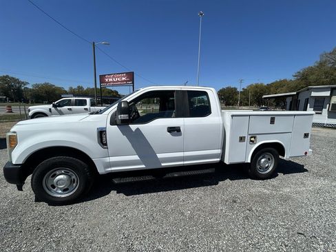 Used 2017 Ford F250 XL w/ Power Equipment Group image 1
