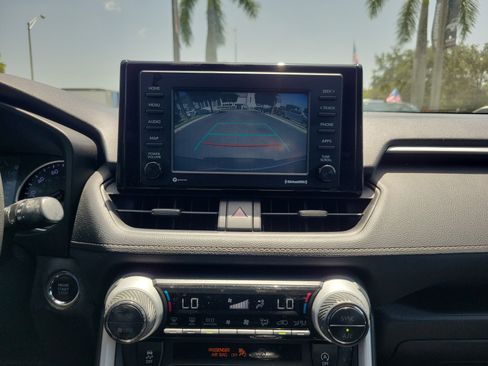 Used 2021 Toyota RAV4 XLE FWD image 27