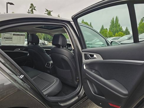 New 2026 Genesis G70 2.5T Prestige image 14