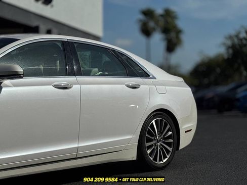 Used 2020 Lincoln MKZ w/ Convenience Package FWD image 3