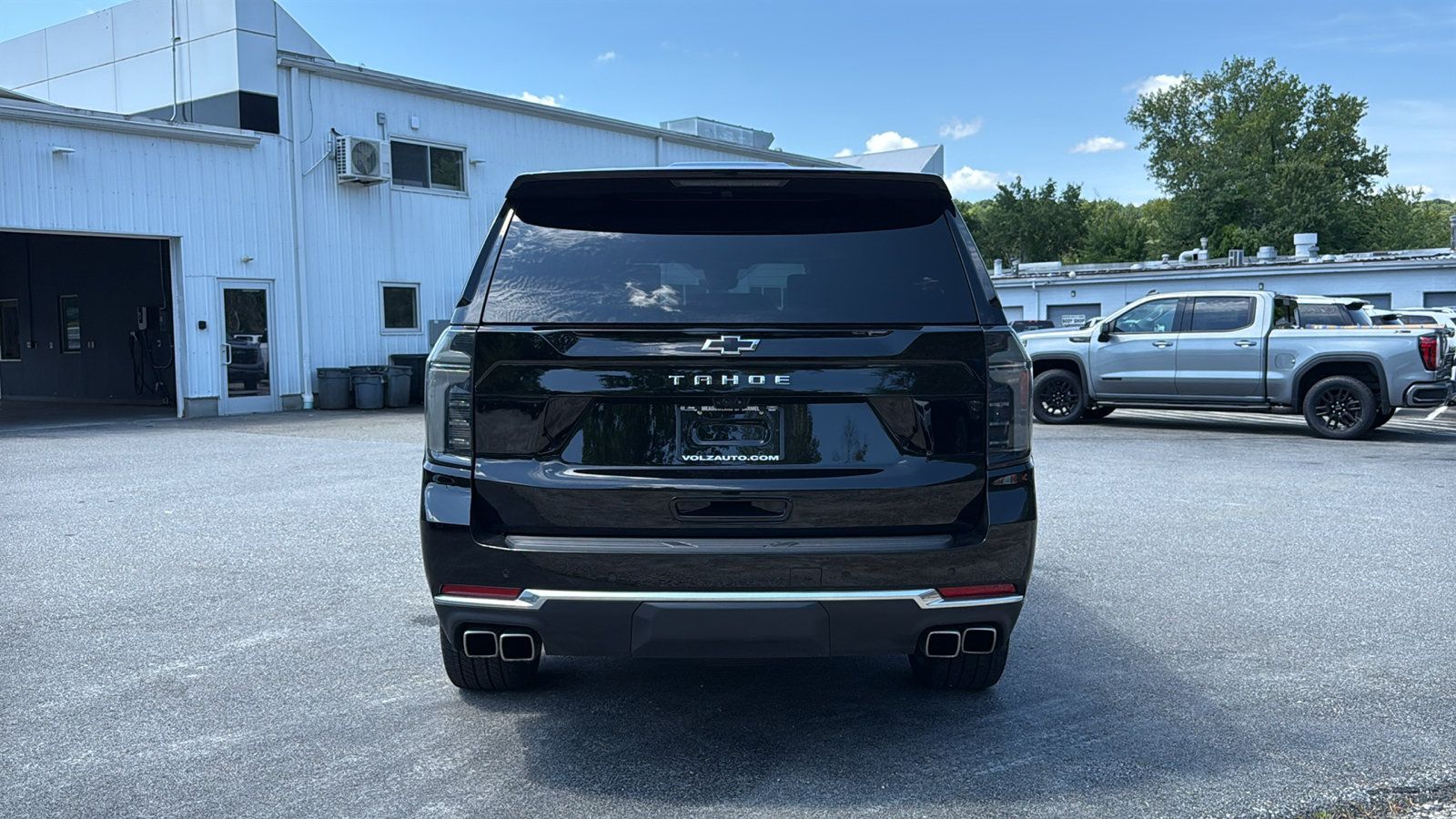 Used 2025 Chevrolet Tahoe High Country AWD/4WD image 7