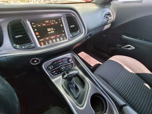 Used 2015 Dodge Challenger R/T w/ Quick Order Package 28B R/T image 12