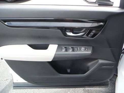 Certified 2025 Honda CR-V EX-L image 14